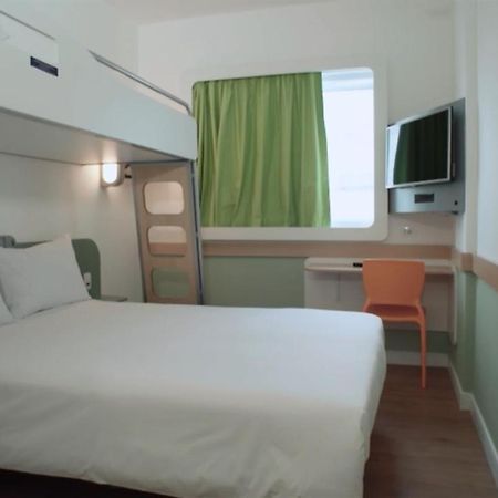 Ibis Budget Osasco Bagian luar foto